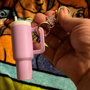 Purple Miniature Tumbler Keychain w purple starfish accent.